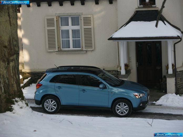 2011 Mitsubishi Asx - фотография 12 из 49