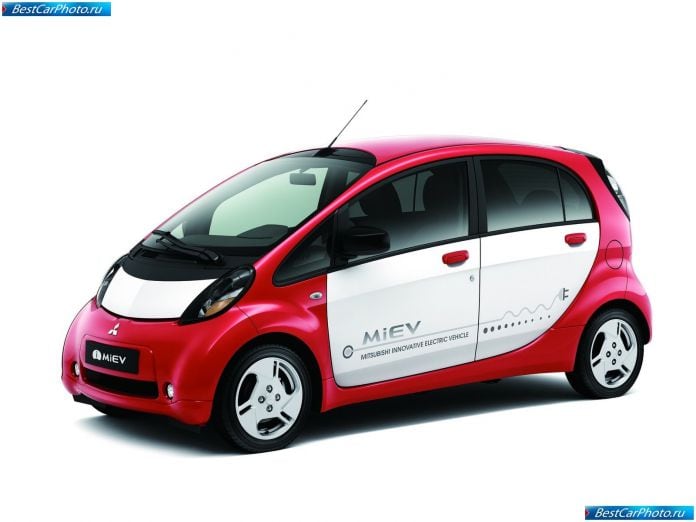 2011 Mitsubishi I-miev - фотография 47 из 76