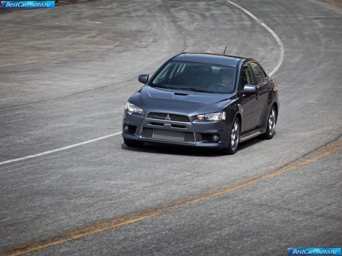 2011 Mitsubishi Lancer Evolution Mr - фотография 8 из 33