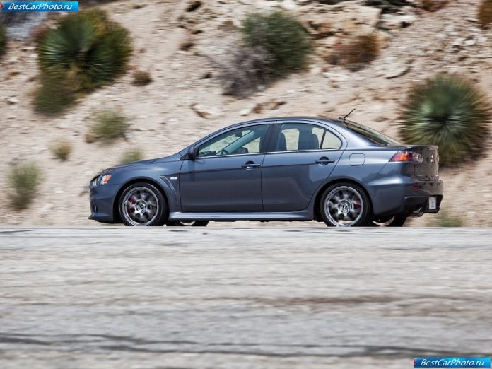 2011 Mitsubishi Lancer Evolution Mr - фотография 12 из 33