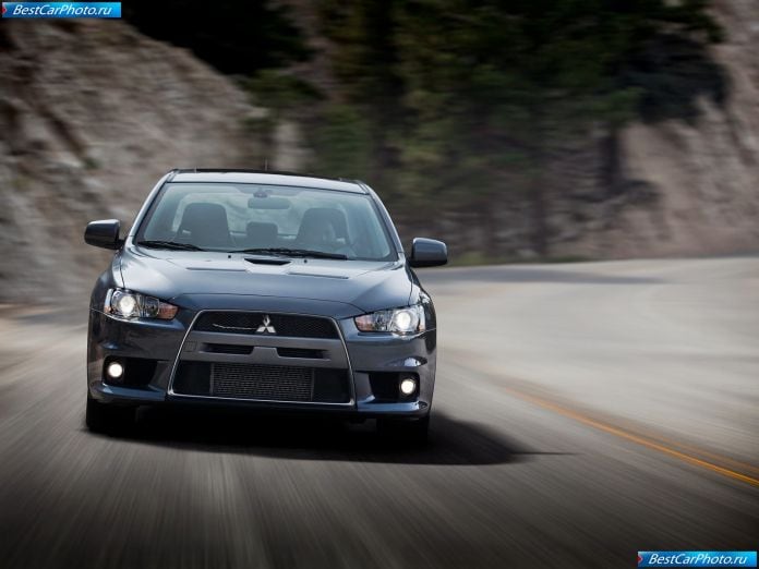 2011 Mitsubishi Lancer Evolution Mr - фотография 17 из 33