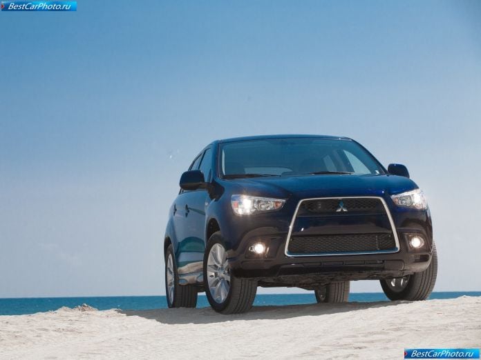 2011 Mitsubishi Outlander Sport - фотография 5 из 92