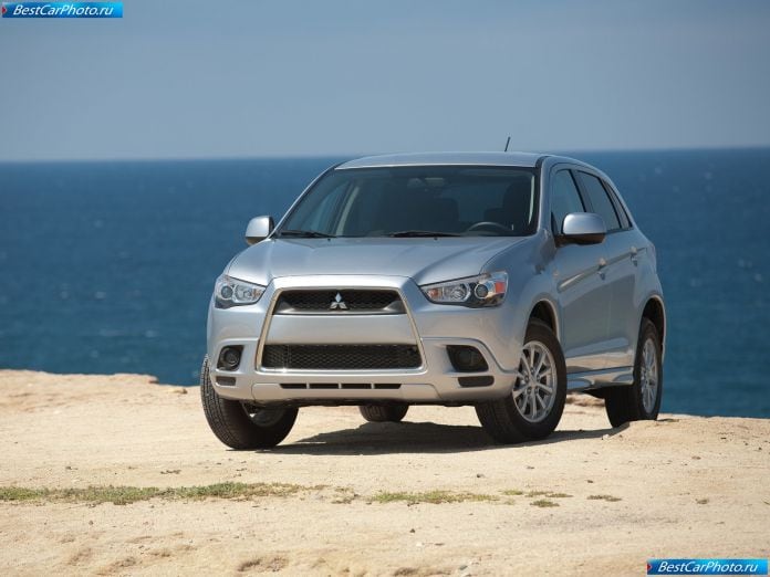 2011 Mitsubishi Outlander Sport - фотография 6 из 92