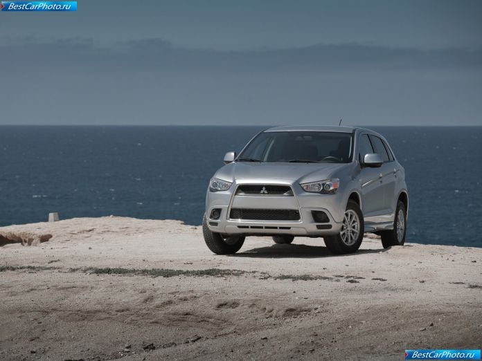 2011 Mitsubishi Outlander Sport - фотография 17 из 92