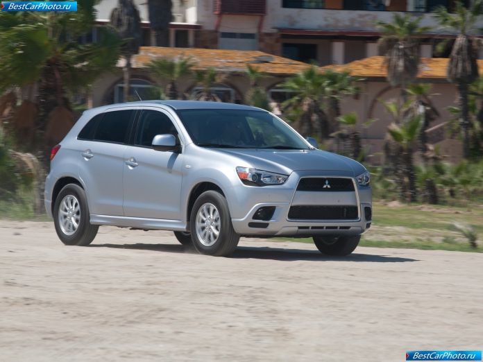 2011 Mitsubishi Outlander Sport - фотография 20 из 92