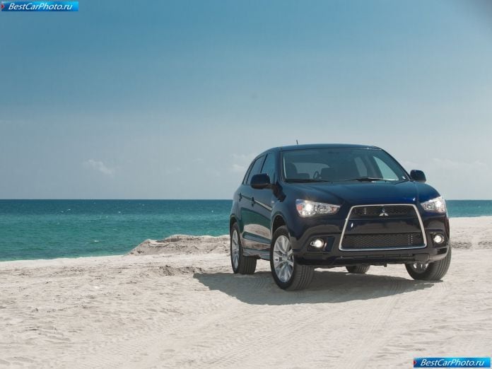 2011 Mitsubishi Outlander Sport - фотография 23 из 92