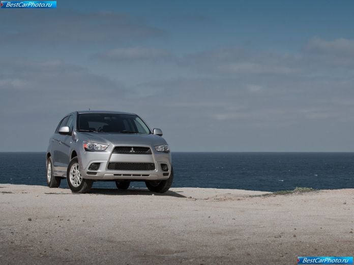 2011 Mitsubishi Outlander Sport - фотография 26 из 92