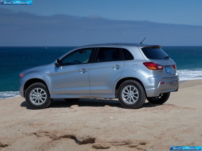 2011 Mitsubishi Outlander Sport - фотография 38 из 92