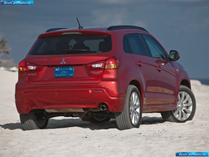2011 Mitsubishi Outlander Sport - фотография 39 из 92