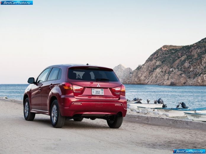 2011 Mitsubishi Outlander Sport - фотография 40 из 92