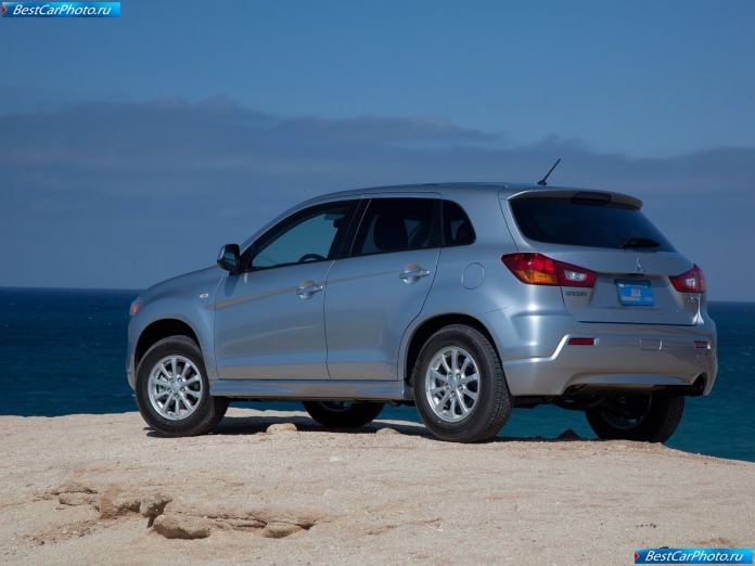 2011 Mitsubishi Outlander Sport - фотография 42 из 92