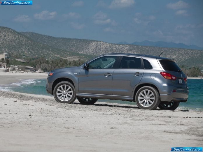 2011 Mitsubishi Outlander Sport - фотография 45 из 92