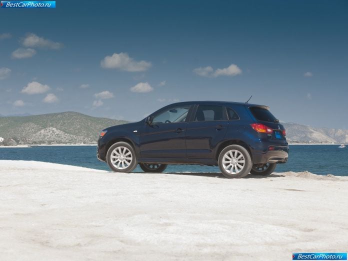2011 Mitsubishi Outlander Sport - фотография 49 из 92