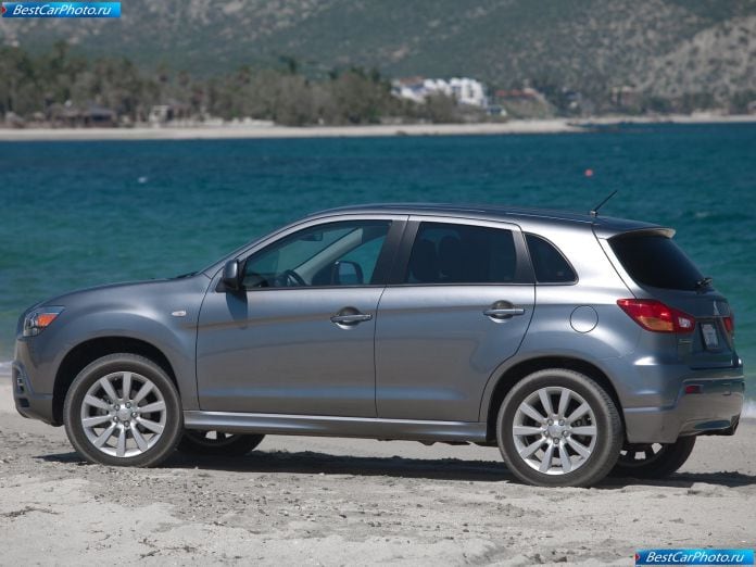 2011 Mitsubishi Outlander Sport - фотография 52 из 92