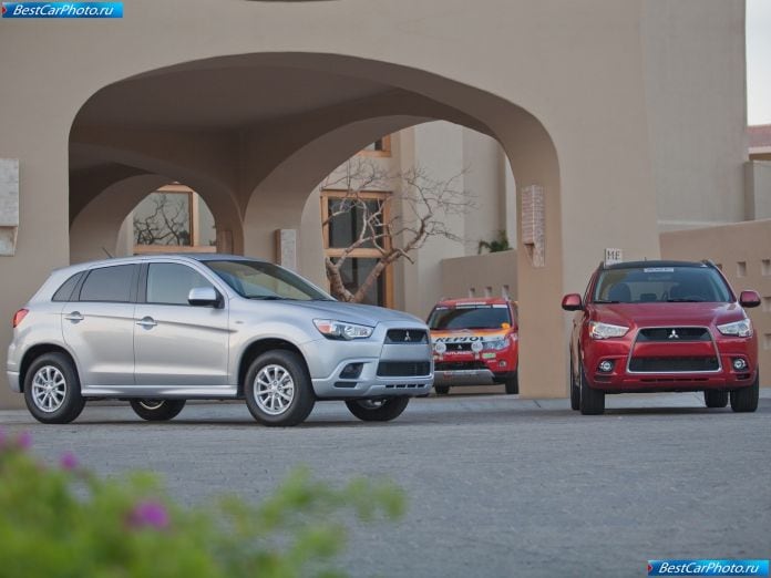 2011 Mitsubishi Outlander Sport - фотография 64 из 92