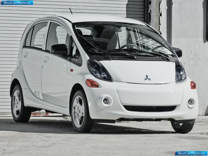 2012 Mitsubishi I-miev Us Version - фотография 3 из 53