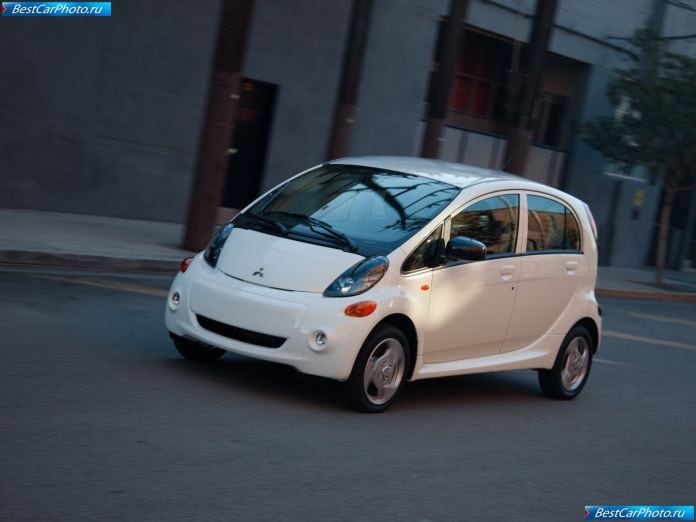 2012 Mitsubishi I-miev Us Version - фотография 8 из 53
