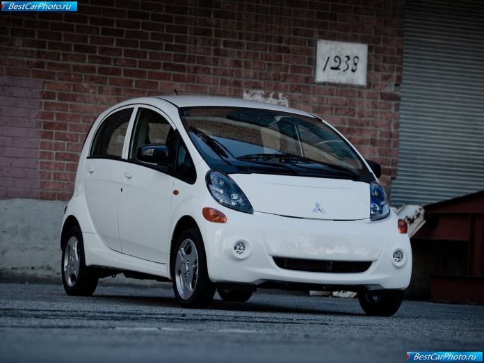 2012 Mitsubishi I-miev Us Version - фотография 9 из 53