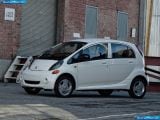 mitsubishi_2012-i-miev_us_version_1600x1200_010.jpg