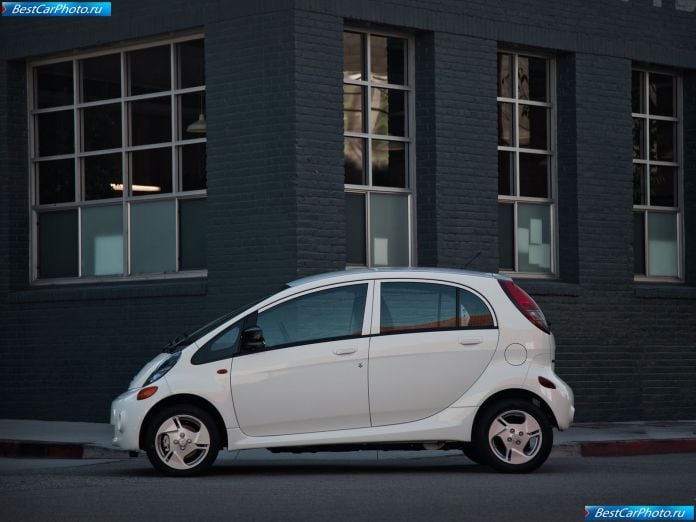 2012 Mitsubishi I-miev Us Version - фотография 22 из 53