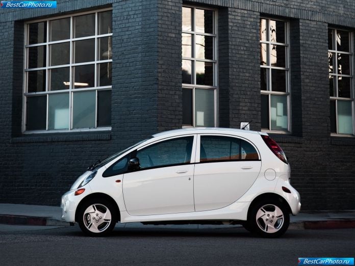 2012 Mitsubishi I-miev Us Version - фотография 23 из 53