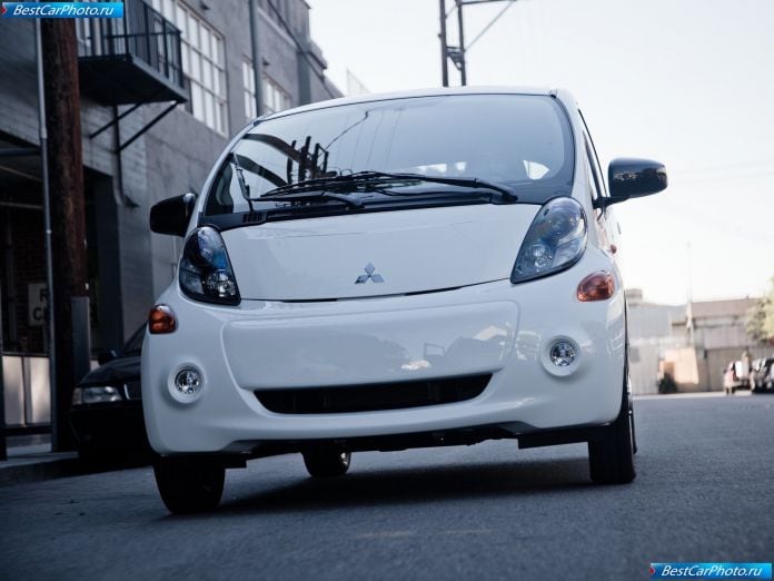 2012 Mitsubishi I-miev Us Version - фотография 36 из 53