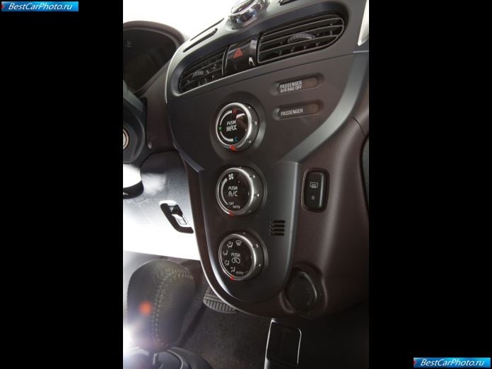 2012 Mitsubishi I-miev Us Version - фотография 52 из 53