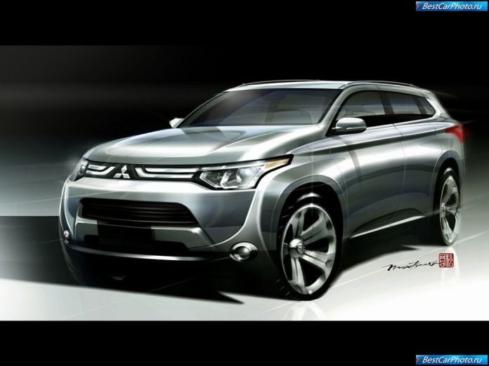 2013 Mitsubishi Outlander - фотография 27 из 29