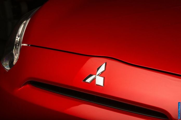 2014 Mitsubishi Mirage - фотография 13 из 25