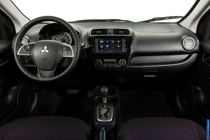 2014 Mitsubishi Mirage - фотография 21 из 25