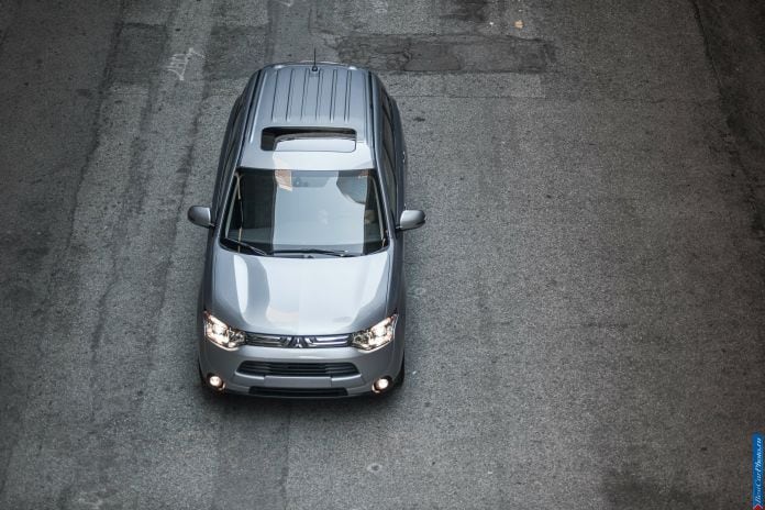 2014 Mitsubishi Outlander US-version - фотография 67 из 128