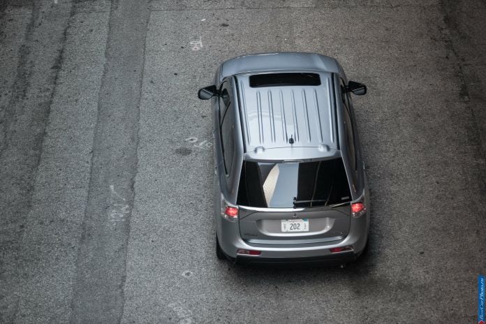 2014 Mitsubishi Outlander US-version - фотография 68 из 128
