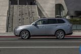 2014_mitsubishi_outlander_us-version_080.jpg