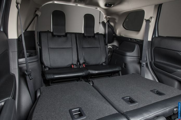 2014 Mitsubishi Outlander US-version - фотография 88 из 128