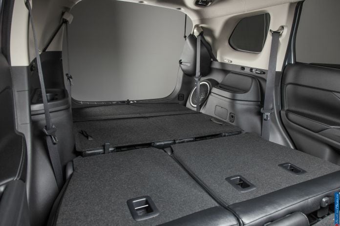2014 Mitsubishi Outlander US-version - фотография 89 из 128