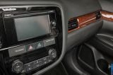 2014_mitsubishi_outlander_us-version_110.jpg