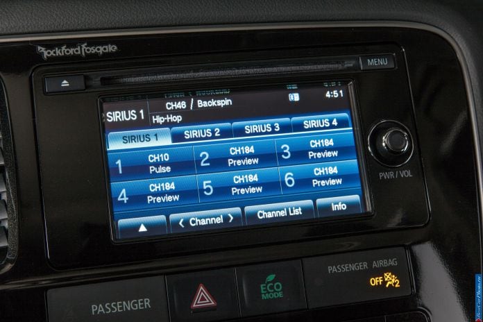 2014 Mitsubishi Outlander US-version - фотография 111 из 128