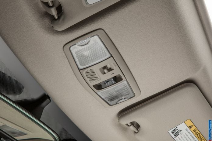 2014 Mitsubishi Outlander US-version - фотография 116 из 128