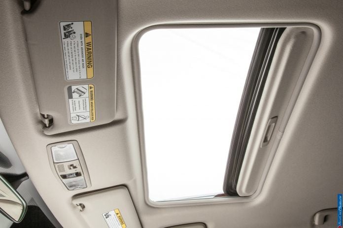 2014 Mitsubishi Outlander US-version - фотография 117 из 128