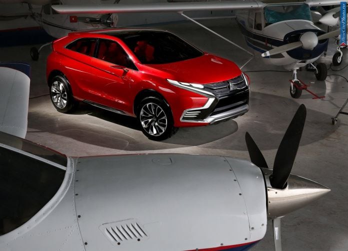 2014 Mitsubishi XR-PHEV Concept - фотография 29 из 67