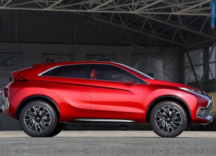 2014 Mitsubishi XR-PHEV Concept - фотография 35 из 67