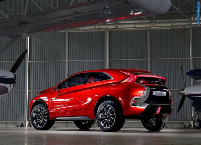 2014 Mitsubishi XR-PHEV Concept - фотография 37 из 67