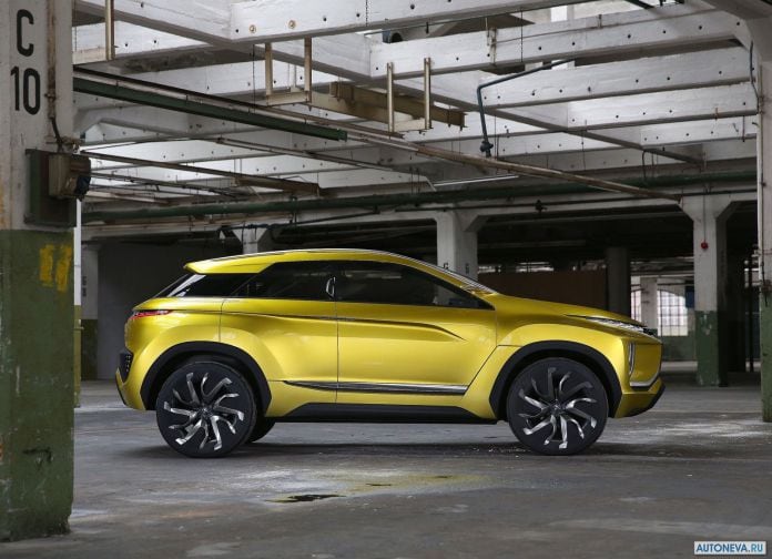 2015 Mitsubishi EX Concept - фотография 12 из 47