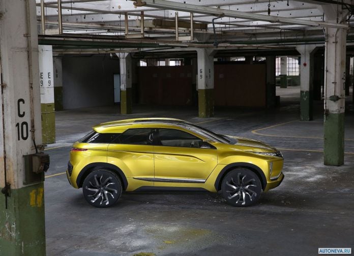 2015 Mitsubishi EX Concept - фотография 13 из 47