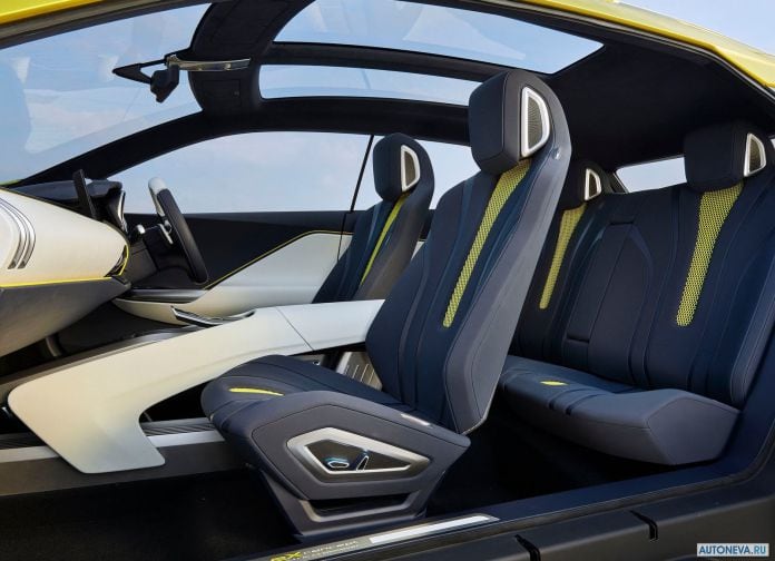 2015 Mitsubishi EX Concept - фотография 35 из 47