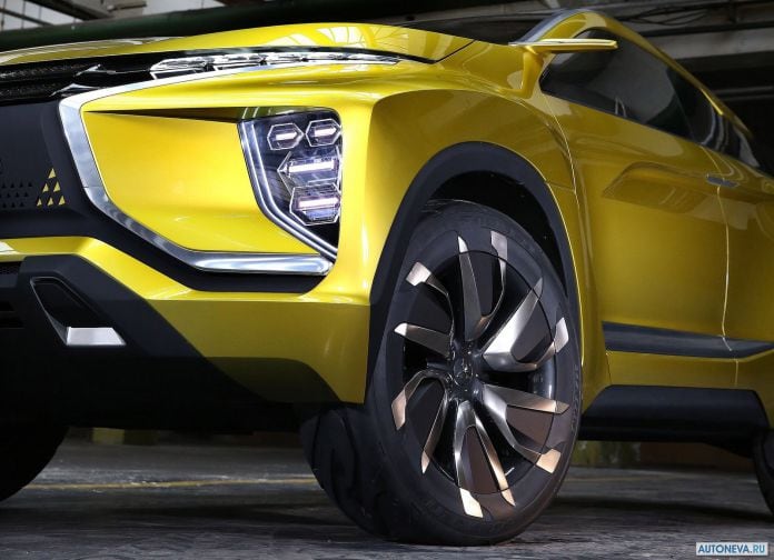 2015 Mitsubishi EX Concept - фотография 38 из 47