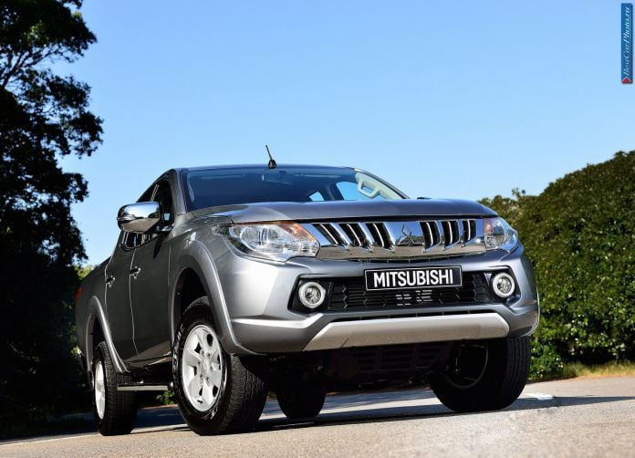 2015 Mitsubishi L200 - фотография 2 из 16