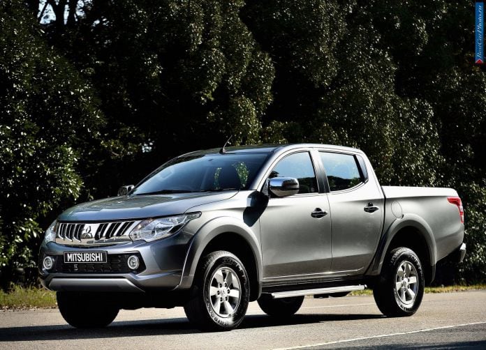 2015 Mitsubishi L200 - фотография 4 из 16