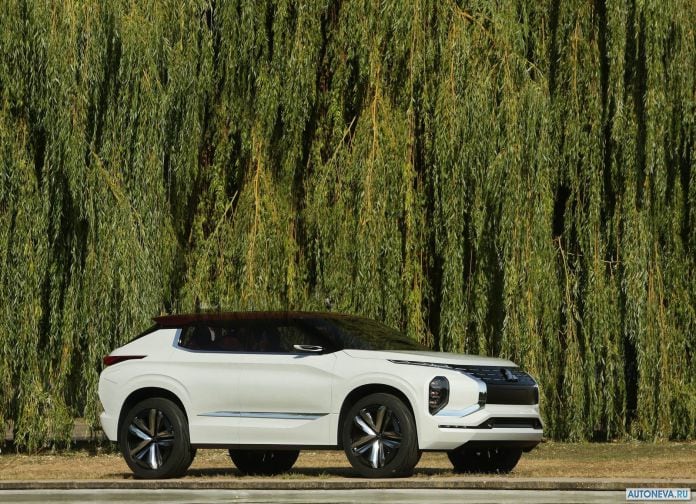 2016 Mitsubishi GT PHEV Concept - фотография 6 из 46