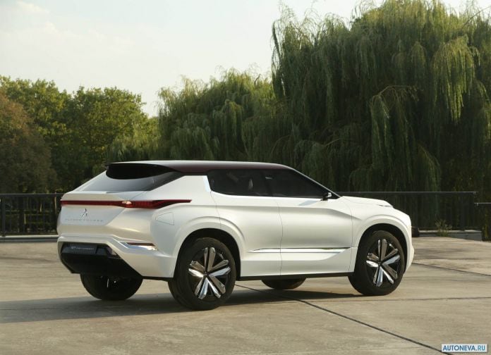 2016 Mitsubishi GT PHEV Concept - фотография 21 из 46